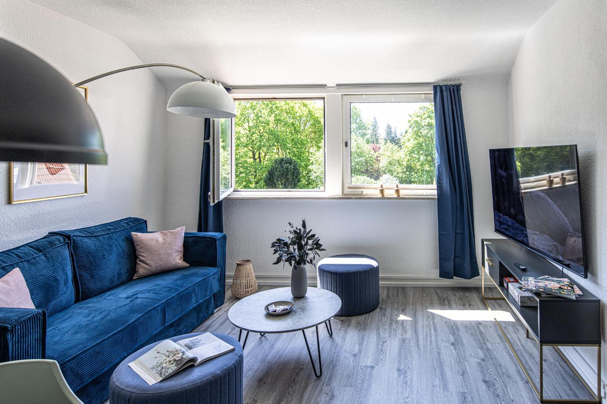 Have-a-nice-stay - Nahe Der U-bahn Nach Hamburg - 1 Minute Entfernt - Baecker & Restaurants 500m - Lidl 800m - Zentrum 1,5km